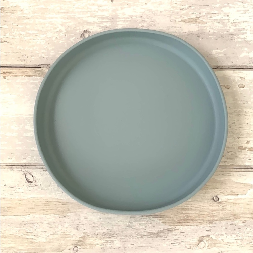 Mushie Kids Silicone Suction Plate Pale Blue Color 8in BPA Free Baby Toddler NEW